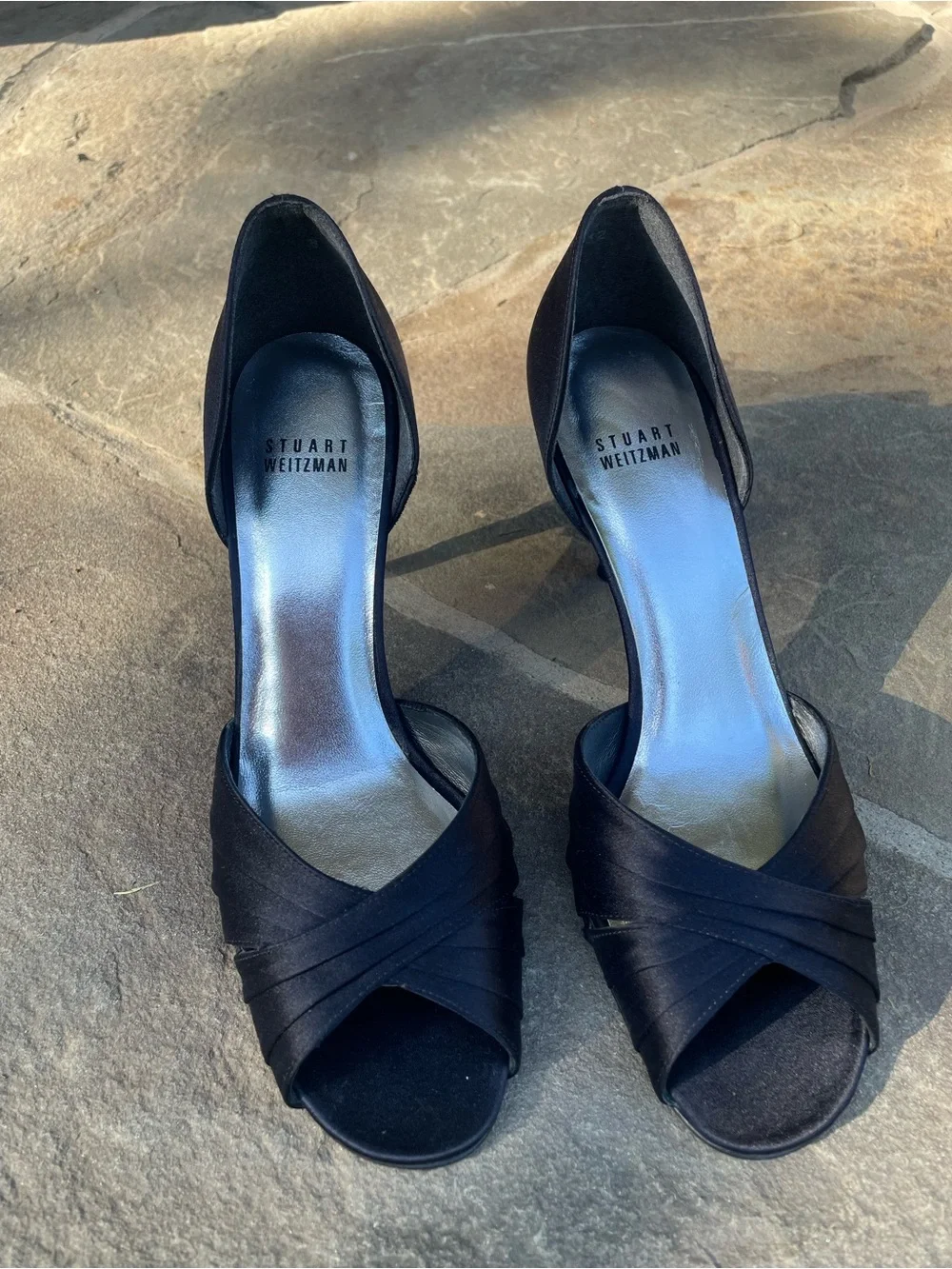STUART WEITZMAN women's Shoes Satin Open Toes Black Pumps Size 8 M